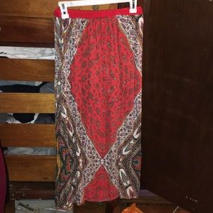 Colorful maxi skirt!